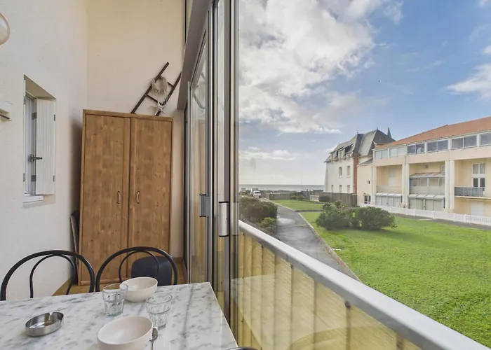 Apartament Avec Loggia Vue Pour 4 Les Bussolleries